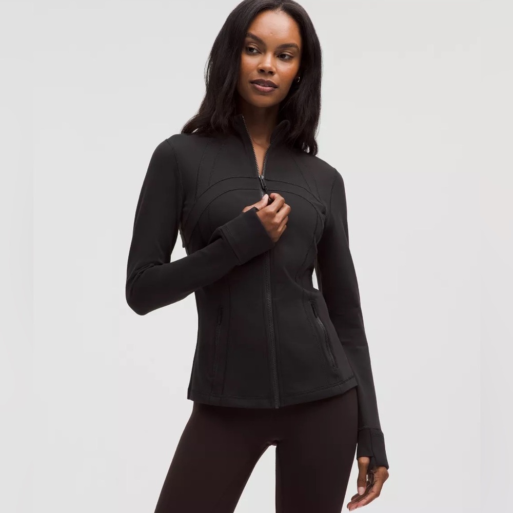 Lululemon Define Luon Jacket in Black Size 8